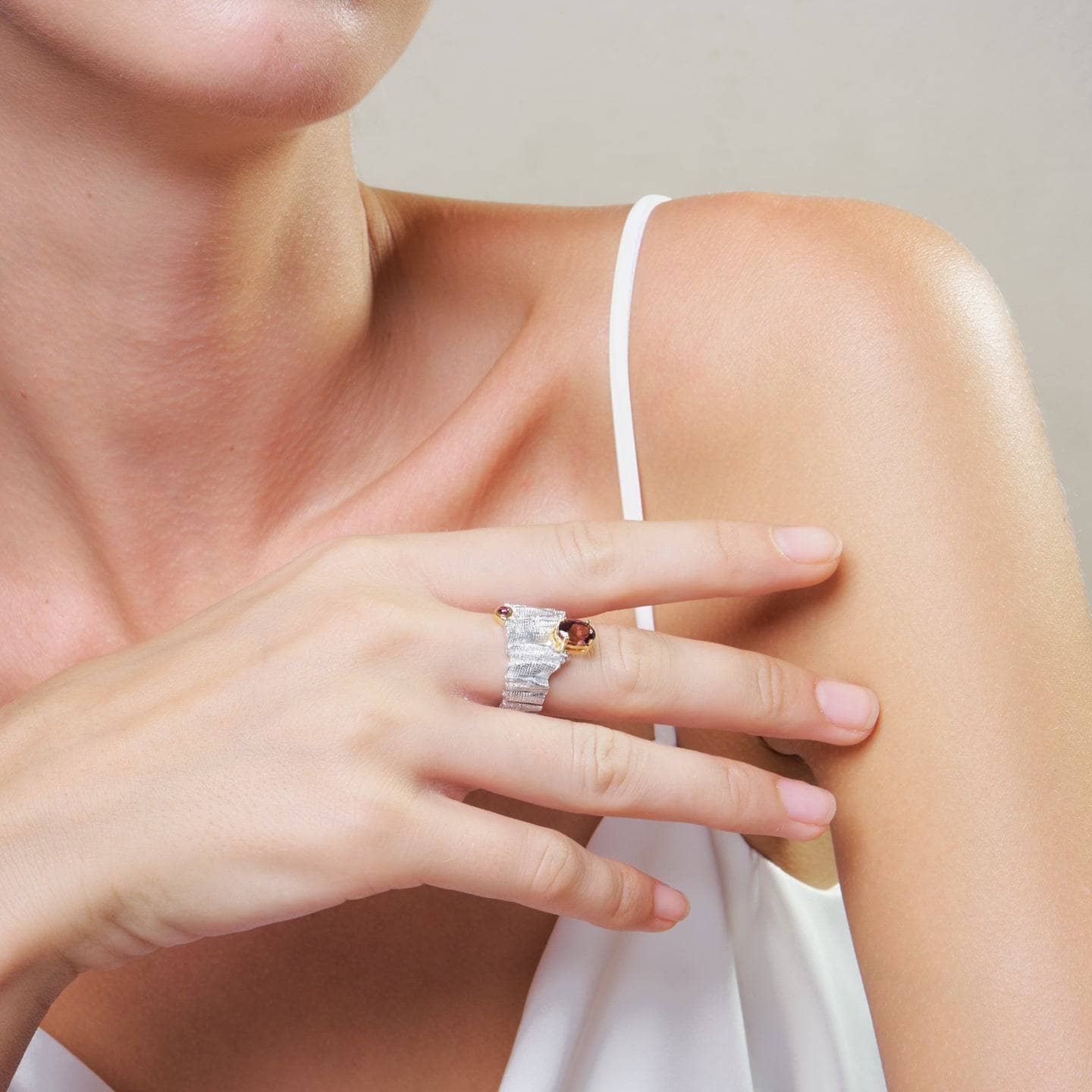 fromme textured silver ring with natural rhodolite garnets (white rhodium & 18k gold plated) fromme textured silver ring with natural rhodolite garnets (white rhodium & 18k gold plated)