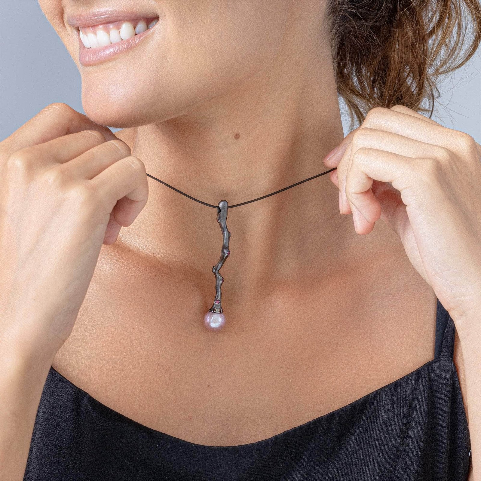 linnie minimalist silver pendant with pearl & rhodolite garnet linnie minimalist silver pendant with pearl & rhodolite garnet