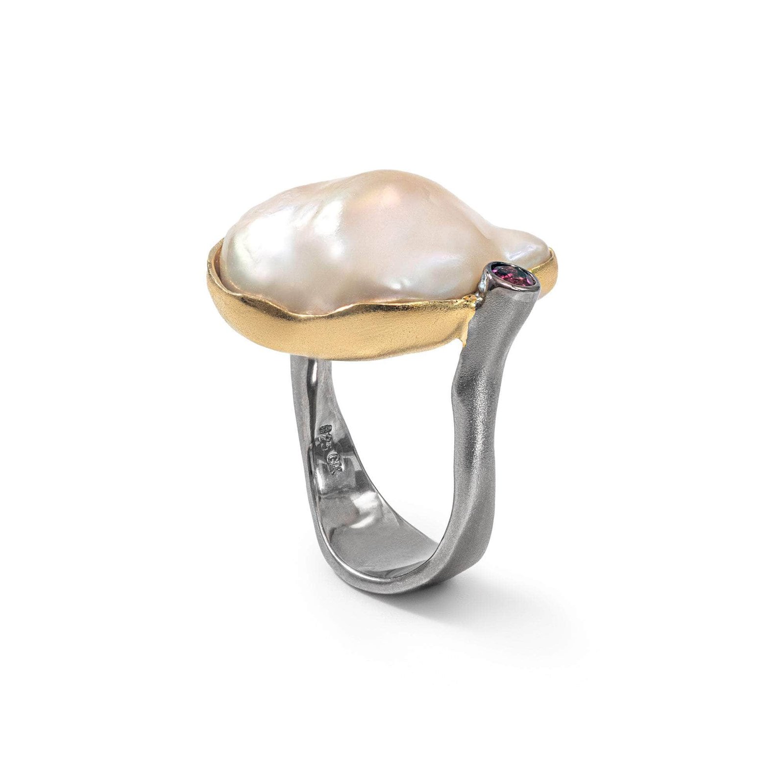 tensenn statement silver ring with baroque pearl & rhodolite tensenn statement silver ring with baroque pearl & rhodolite